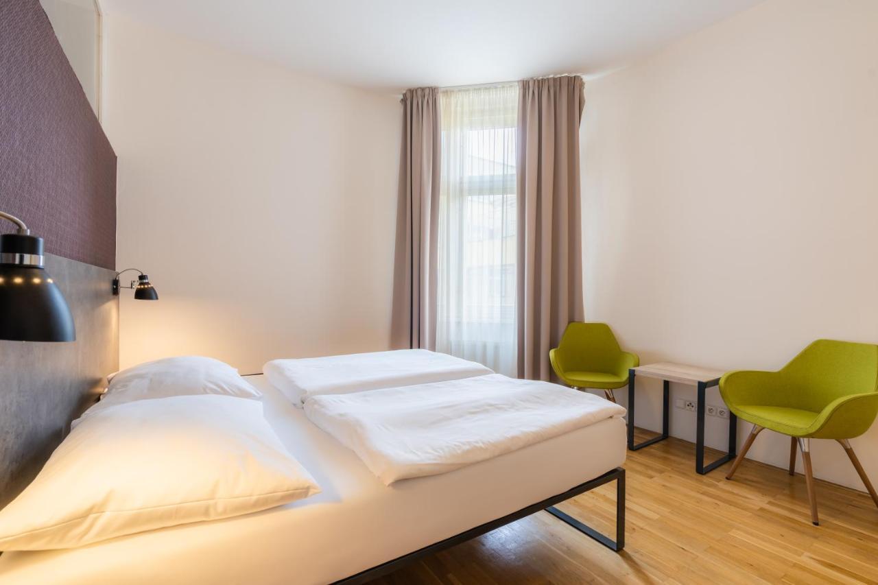 Ea Aparthotel Melantrich Прага Экстерьер фото