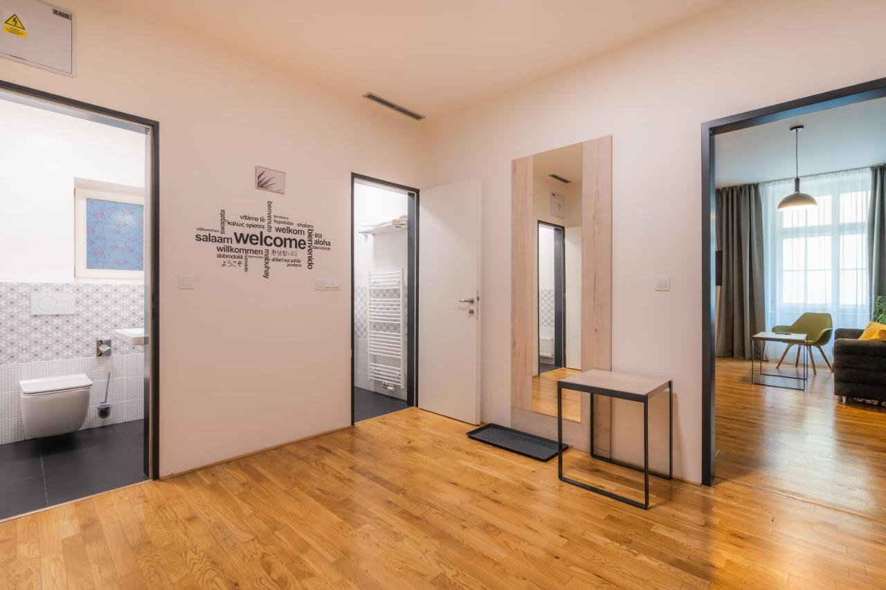 Ea Aparthotel Melantrich Прага Экстерьер фото