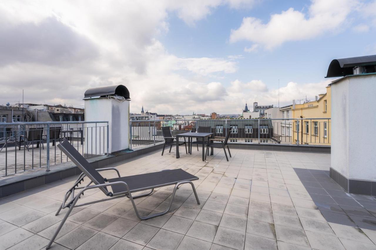Ea Aparthotel Melantrich Прага Экстерьер фото