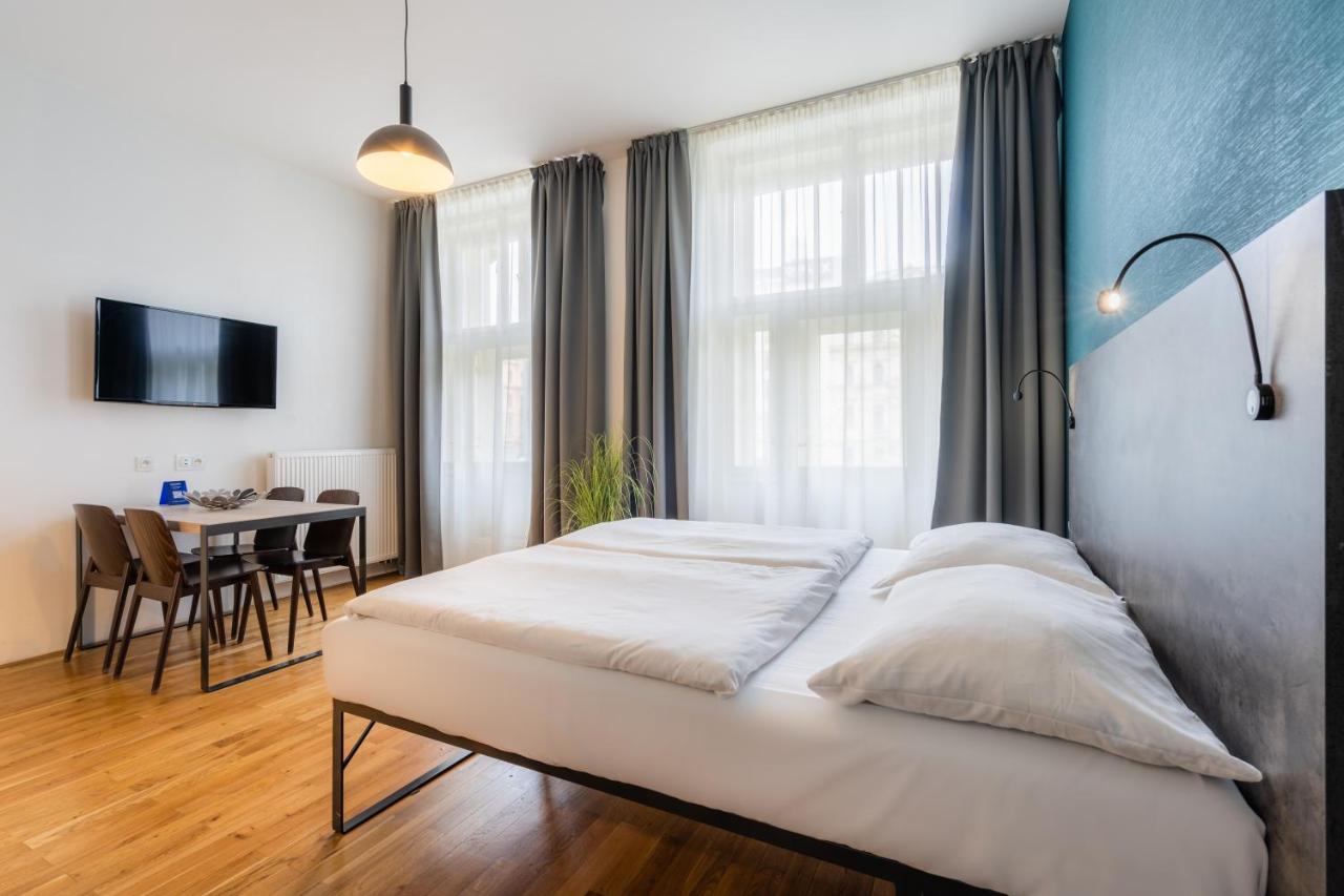 Ea Aparthotel Melantrich Прага Экстерьер фото